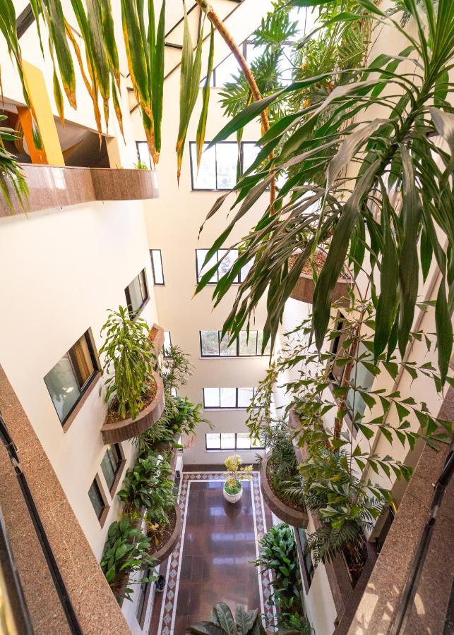 Condall Palace Hotel نوفا براتا المظهر الخارجي الصورة